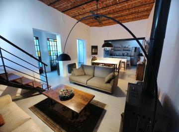 Casa · 170m² · 4 Ambientes · Casa en Venta en Saavedra, Capital Federal, Buenos Aires