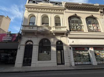 Local comercial · 94m² · Local en Rosario