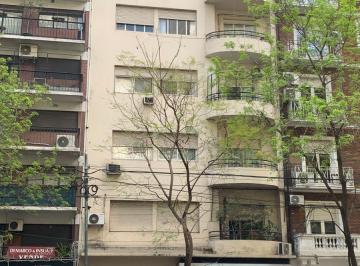 Departamento de 4 ambientes, Recoleta · Amplio 4 Amb Muy Luminoso y Contrafrente Semipiso (Cochera Opc) Av Pueyrredon y French - Recoleta