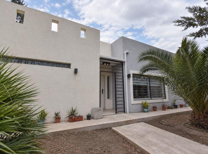 Casa · 183m² · 5 Ambientes · 3 Cocheras