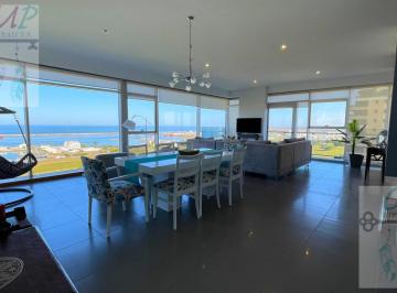 Departamento · 227m² · 5 Ambientes · 3 Cocheras · Departamento en Playa Grande