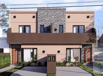 Casa · 80m² · 3 Ambientes · 2 Cocheras · Duplexen Los Pinares