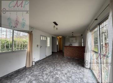 Casa · 69m² · 3 Ambientes · 2 Cocheras · Casa en El Grosellar