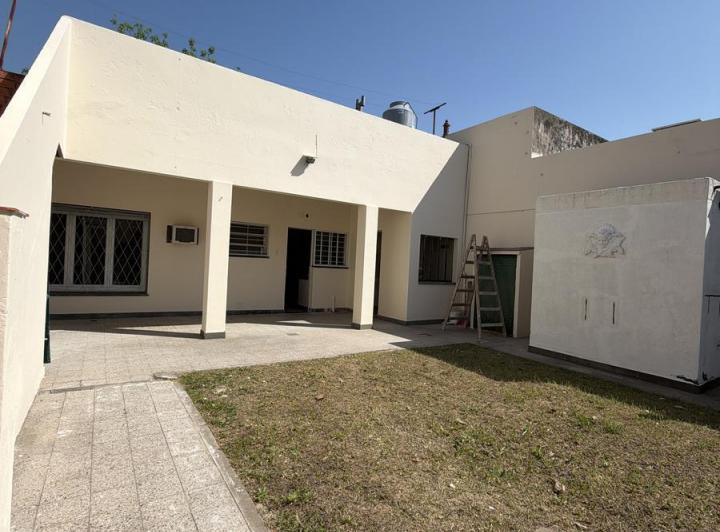 Casa · 120m² · 4 Ambientes · 1 Cochera