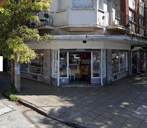 Local comercial · 153m²