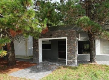 Casa · 123m² · 5 Ambientes · Casa en Venta - 3 Dorm. 2 Baños - Pinamar