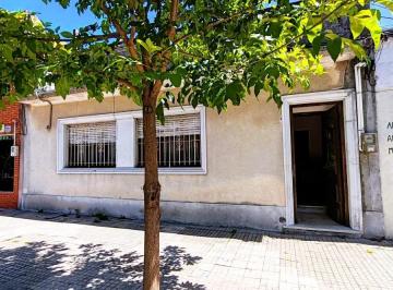 Casa · 92m² · 5 Ambientes · Venta de Casa de 2 Dorm. en La Figurita, Montevideo