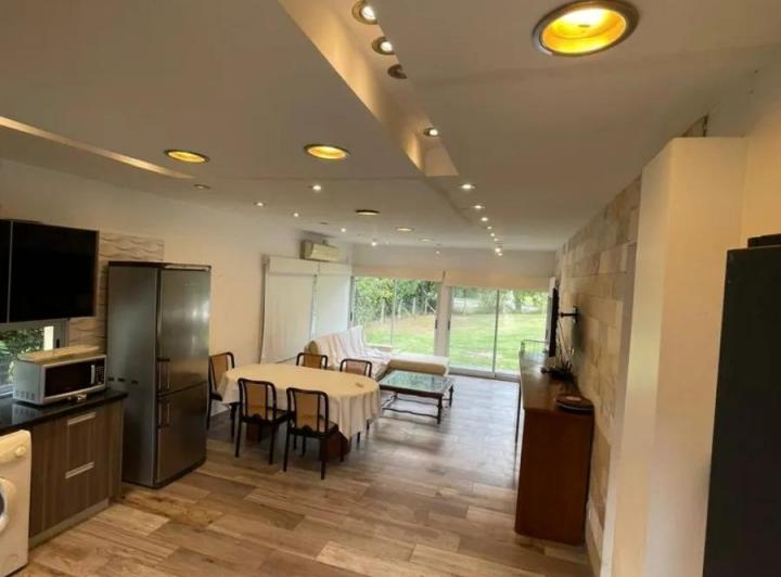 Casa · 160m² · 6 Ambientes