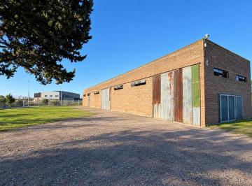 Bodega-Galpón · 400m² · 1 Ambiente · Predio/obrador con Galpón de 400 m² - Los Hornos