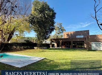 Casa · 3 Dormitorios · 2 Cocheras · Casa - San Lorenzo Chico
