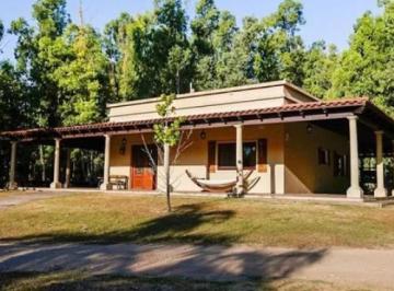 Casa de 6 ambientes, Ramallo · Ventra de Chacra Estrella Federal, Ramallo
