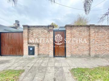 Casa · 120m² · 3 Ambientes · 1 Cochera · Casa 3 Ambientes en Ituzaingó Sur