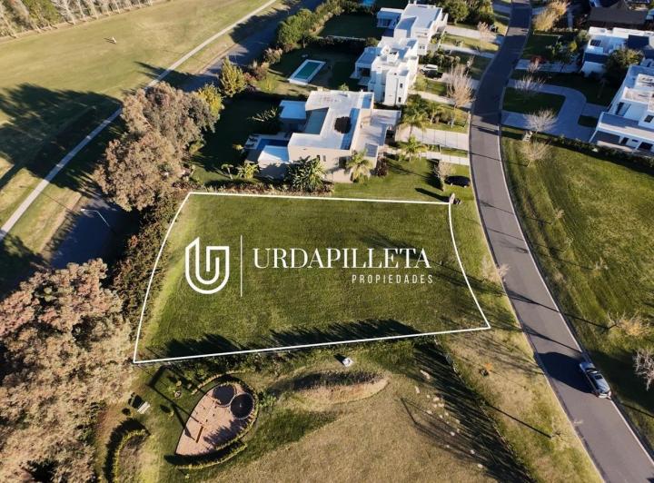 Terreno · 1660m²