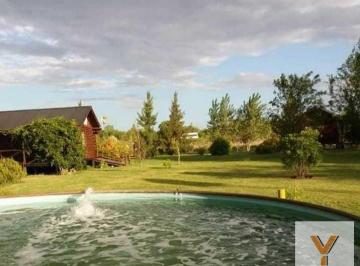 Edificio · 20m² · 5 Ambientes · Complejo de Cabañas en Venta - Monoambiente - 10000 m² - General Belgrano