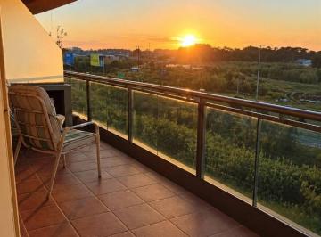 Departamento · 50m² · 2 Ambientes · 1 Cochera · Apto Categoria Frente/1dor + Balcon/cochera, Gim/seguridad/mt Hilton