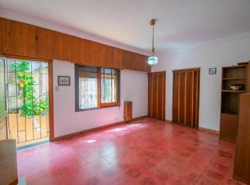 Casa · 400m² · 6 Ambientes · 2 Cocheras · Dos Casas en Terreno 400 m² Terreno Venta Quilmes