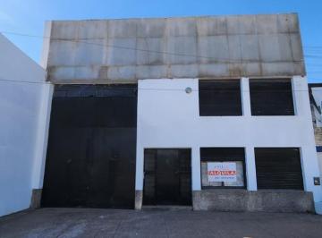 Local comercial · 292m² · 1 Ambiente · Galpon con Oficina en Av Sabattini 2857