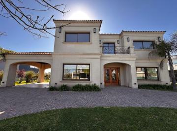 Casa de 6 ambientes, General Rodríguez · Alquiler - Casa 6 Ambientes - Vista Al Lago - Terravista