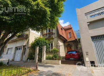 Casa · 196m² · 5 Ambientes · 1 Cochera · Venta Casa Lote Propio Belgrano R