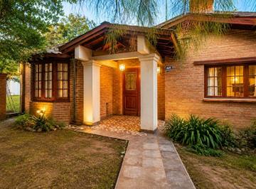 Casa · 182m² · 4 Ambientes · 3 Cocheras · Venta Casa 3 Dorm, Villa Rivera Indarte, Cordoba