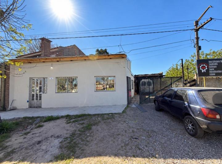 Casa · 304m² · 5 Ambientes · 1 Cochera