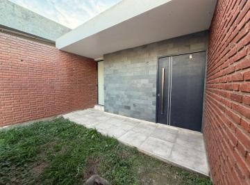Casa de 4 ambientes, Río Ceballos · Villa Catalina 3dor 2b Estrenar Apta Crédito