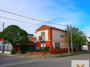 Casa · 80m² · 3 Ambientes · 1 Cochera · Casa en Venta - 3 Dorm. 2 Baños - 130 m² - Santa Teresita