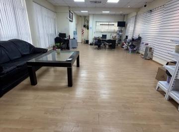 Oficina comercial · 115m² · 3 Ambientes · Oficina/ Showrrom de 115 m² Impecable y Super Luminoso! Pasteur 400