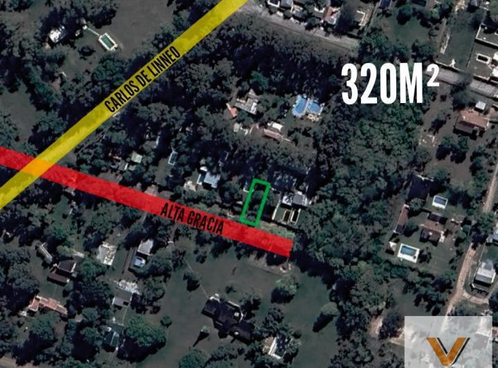 Terreno · 320m²