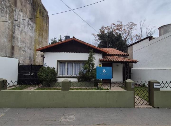 Casa · 80m² · 3 Ambientes · 2 Cocheras