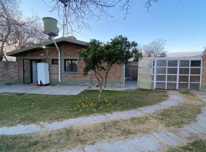 Casa · 68m² · 4 Ambientes · 1 Cochera