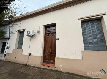 Casa · 100m² · 3 Ambientes · Casa en Venta en Cañuelas Casco Urbano - 3 Ambientes