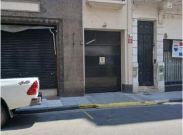 Garage · 9m² · Cochera en Venta - - 9.37 m - Congreso
