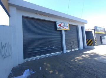 Bodega-Galpón , Almirante Brown · Galpon en Alquiler en Excelente Ubicacion en Adrogue - Hipolito Yrigoyen 13610