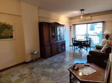Departamento de 4 ambientes, Caballito · Alquiler 4 Amb Super Amplio con Cochera Cubierta Amoblado