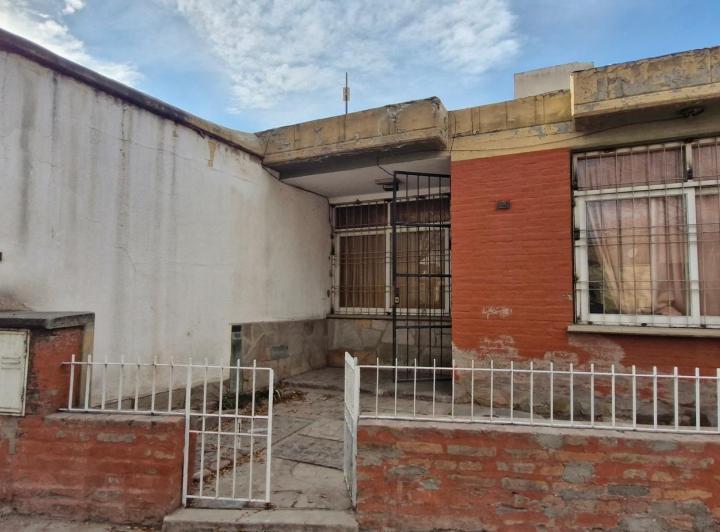 Casa · 116m² · 2 Dormitorios · 1 Cochera