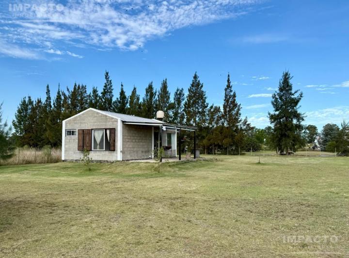 Casa · 1966m² · 2 Ambientes