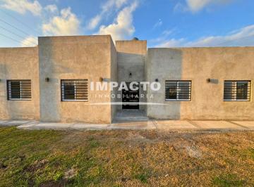 Quinta vacacional · 1228m² · 3 Ambientes · Casa en Alquiler y Venta en Cañuelas - a Estrenar. con Escritura