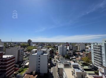 Departamento · 60m² · 3 Ambientes · 1 Cochera · Departamento en Villa Ballester - Venta - Tres Ambientes C/ Cochera - Centrico.