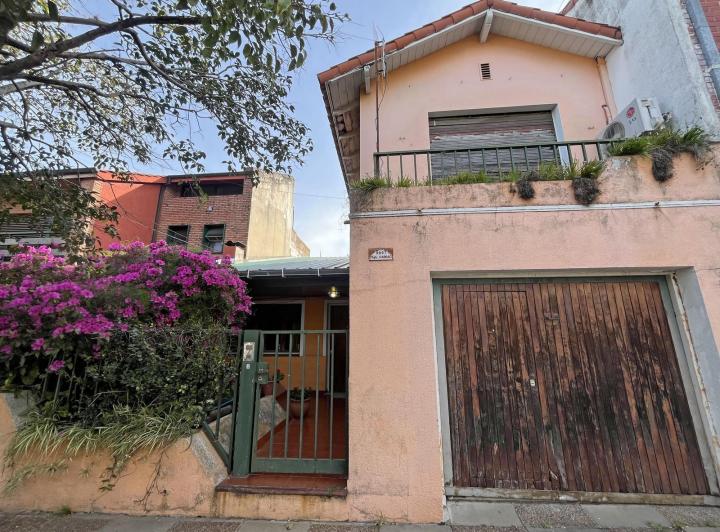 Casa · 175m² · 5 Ambientes · 1 Cochera