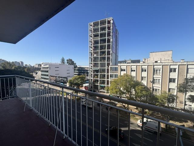Departamento · 146m² · 4 Ambientes · 1 Cochera