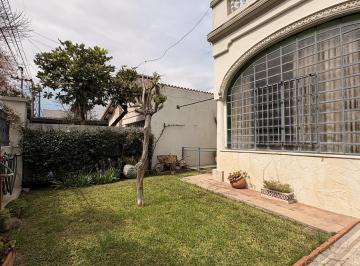 Casa · 264m² · 10 Ambientes · 3 Cocheras · Venta/permuta Casa Cuatro Dorm. Jardín. Las Heras