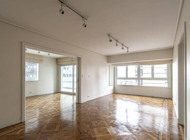Departamento · 160m² · 4 Ambientes · 1 Cochera