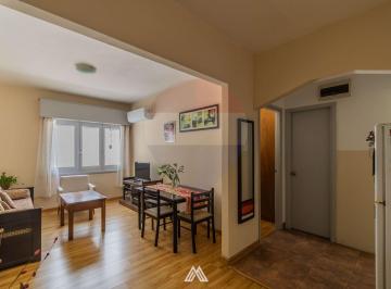 Departamento · 39m² · 2 Ambientes · Venta Apartamento 1 Dormitorio en Cordón Sur