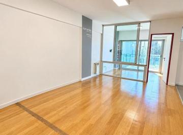 Oficina comercial · 50m² · 1 Ambiente · 1 Cochera · Oficina 50 m² con Cochera en Alquiler en Vicente López