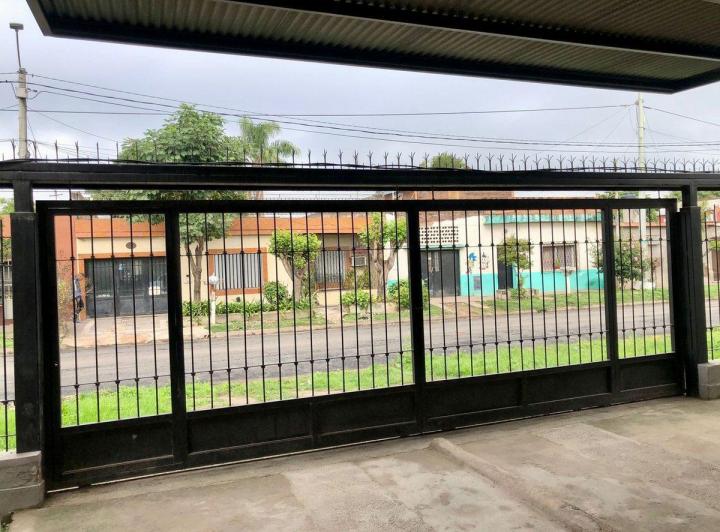 Casa · 30m² · 3 Ambientes · 1 Cochera