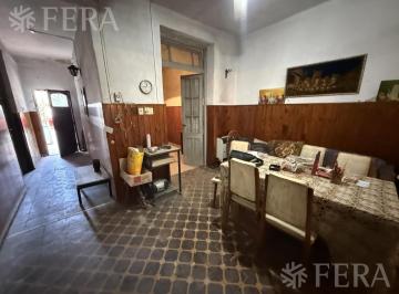 Casa · 156m² · 6 Ambientes · 1 Cochera · Venta Casa 6 Ambientes con Cochera en Villa Dominico