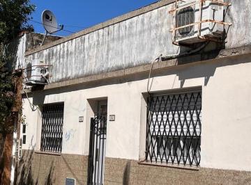PH · 128ha · 3 Ambientes · Venta - PH Tipo Casa 3 Ambientes - Jose Ingenieros