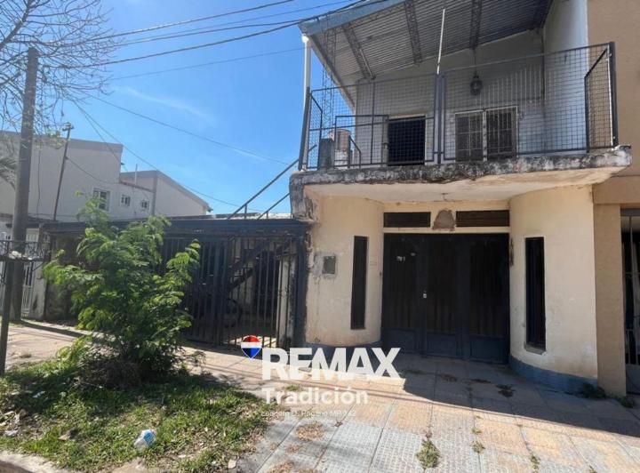 Casa · 178m² · 7 Ambientes · 1 Cochera