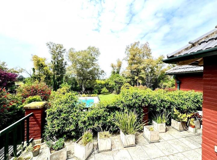 Casa · 250m² · 5 Ambientes